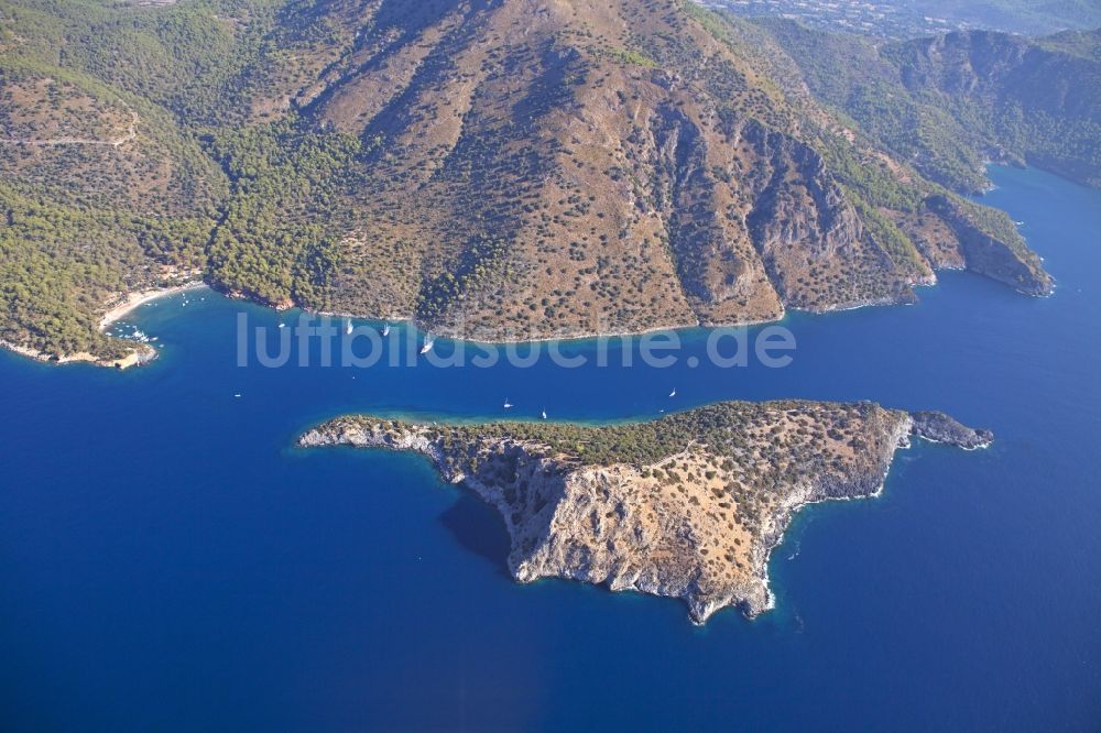 Luftaufnahme Ölüdeniz - St-Nikolaus-Insel in der Bucht von Ölüdeniz an der Türkischen Ägäis in der Türkei