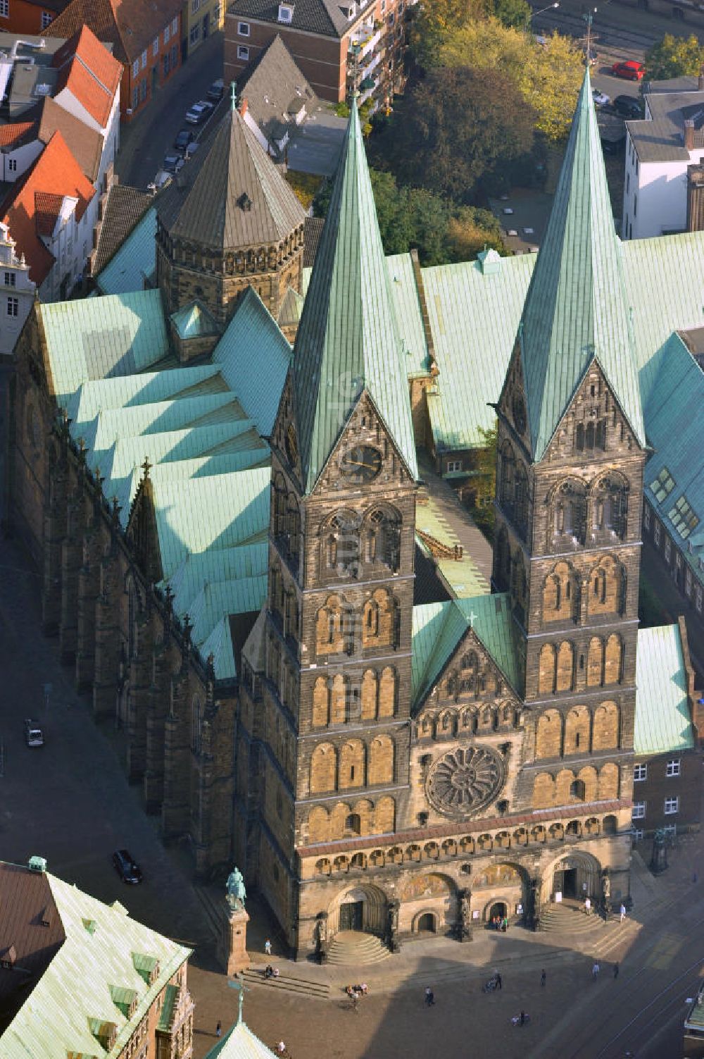 Bremen von oben - St. Petri Dom in Bremen