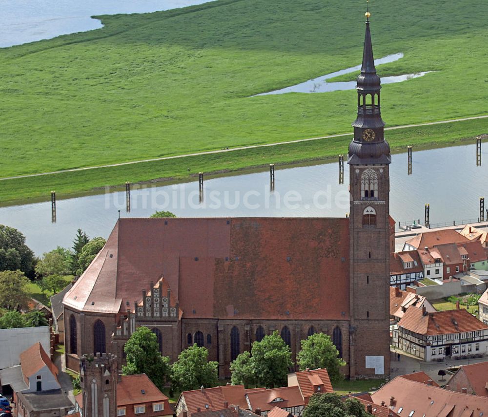 Tangermünde von oben - St. Stephanskirche Tangermünde