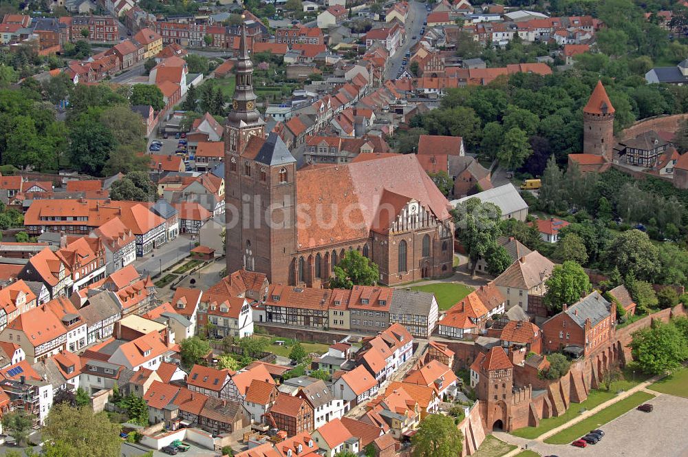 Luftaufnahme Tangermünde - St. Stephanskirche Tangermünde