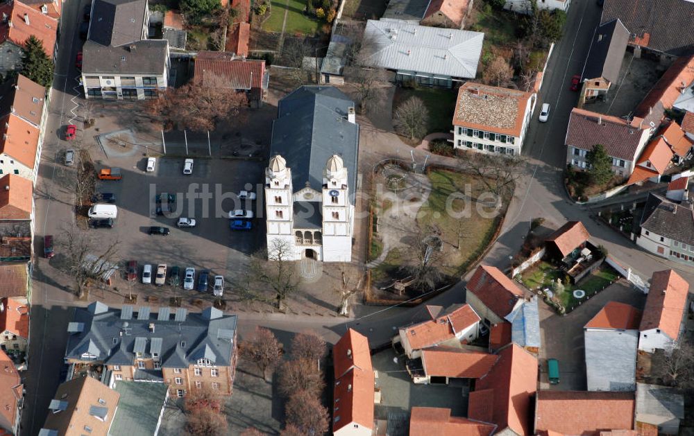 Luftbild Guntersblum - St. Viktor Kirche Guntersblum