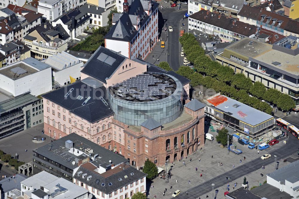 Mainz aus der Vogelperspektive: Staatstheater Mainz