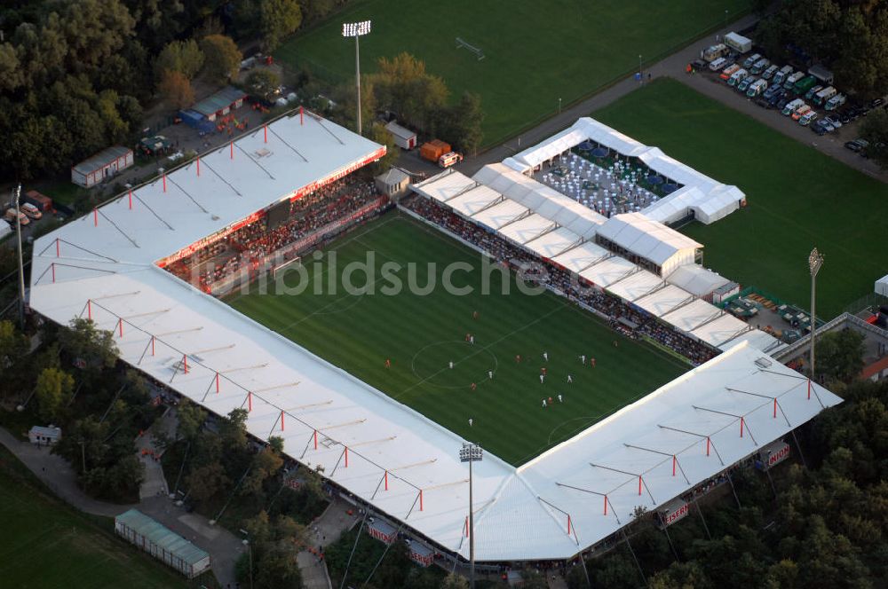 Berlin von oben - Stadion Alte Försterei des 1. FC Union in Berlin-Köpenick