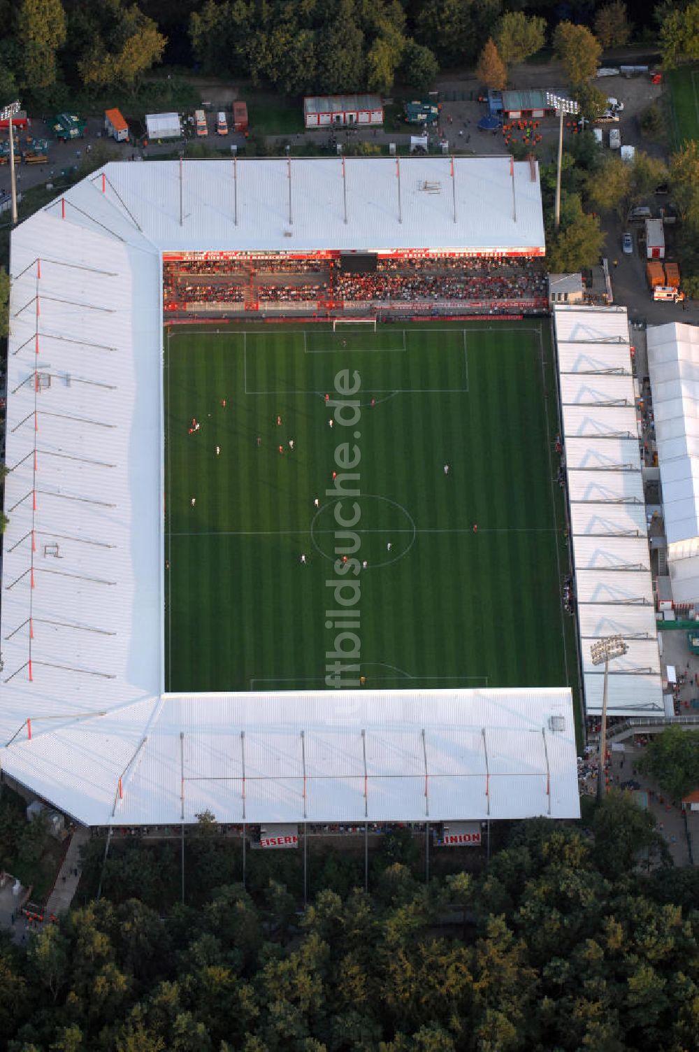 Luftaufnahme Berlin - Stadion Alte Försterei des 1. FC Union in Berlin-Köpenick