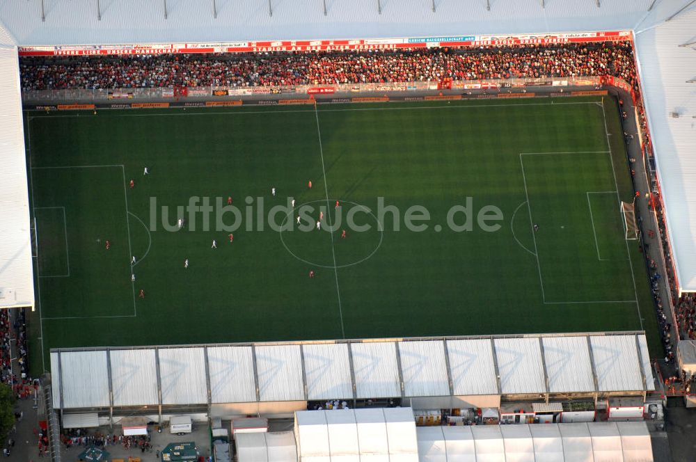 Berlin von oben - Stadion Alte Försterei des 1. FC Union in Berlin-Köpenick