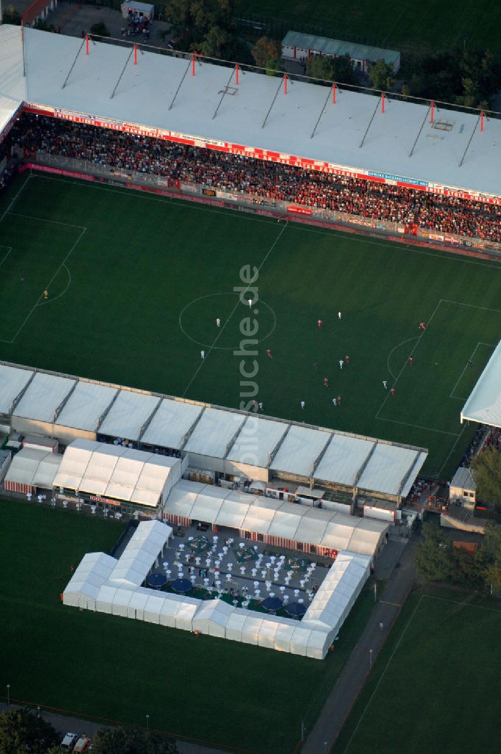 Luftaufnahme Berlin - Stadion Alte Försterei des 1. FC Union in Berlin-Köpenick