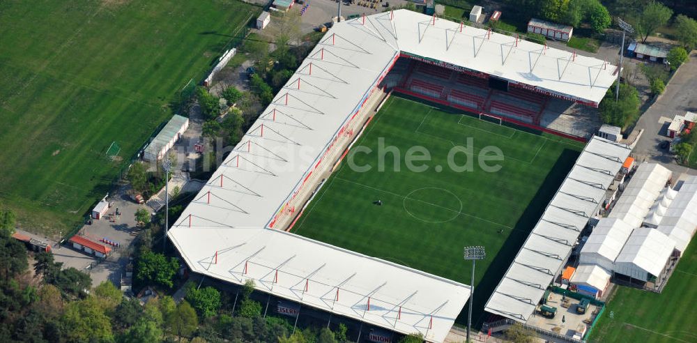 Luftaufnahme Berlin-Köpenick - Stadion Alte Försterei des 1. FC Union in Berlin-Köpenick