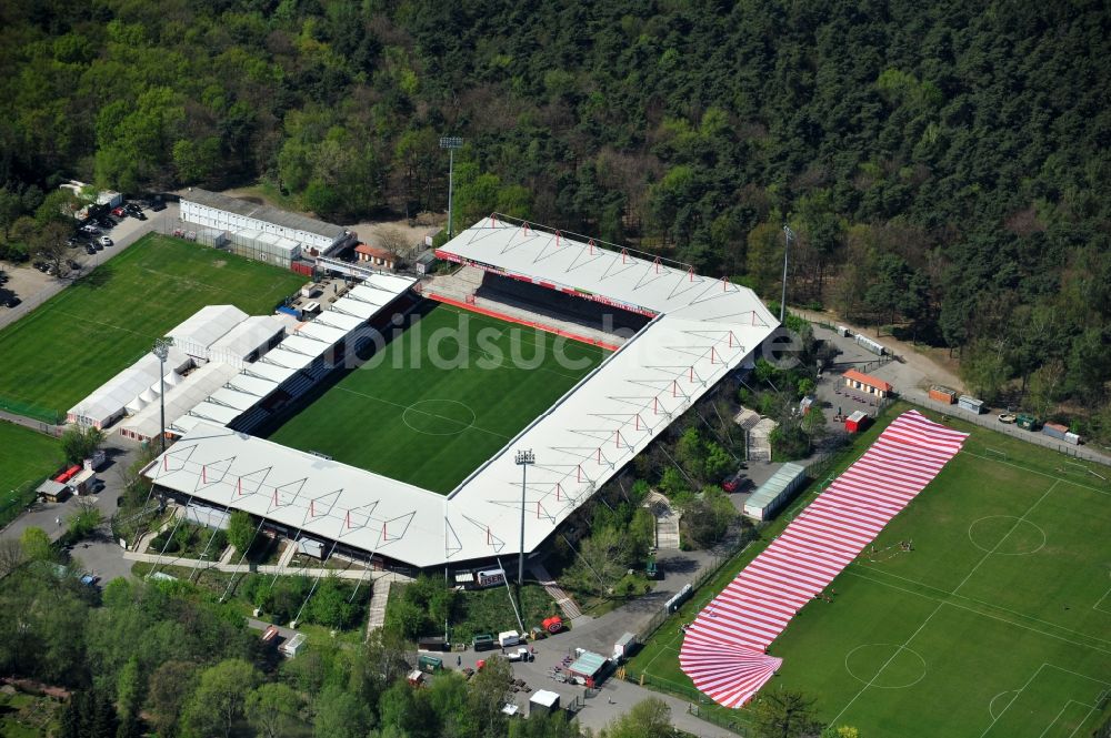 Berlin aus der Vogelperspektive: Stadion Alte Försterei des 1. FC Union in Berlin-Köpenick