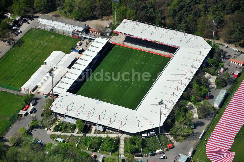 Luftbild Berlin - Stadion Alte Försterei des 1. FC Union in Berlin-Köpenick