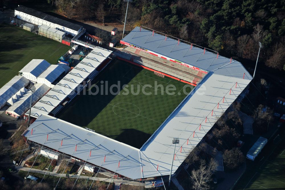 Luftbild Berlin - Stadion an der Alten Försterei im Bezirk Köpenick in Berlin