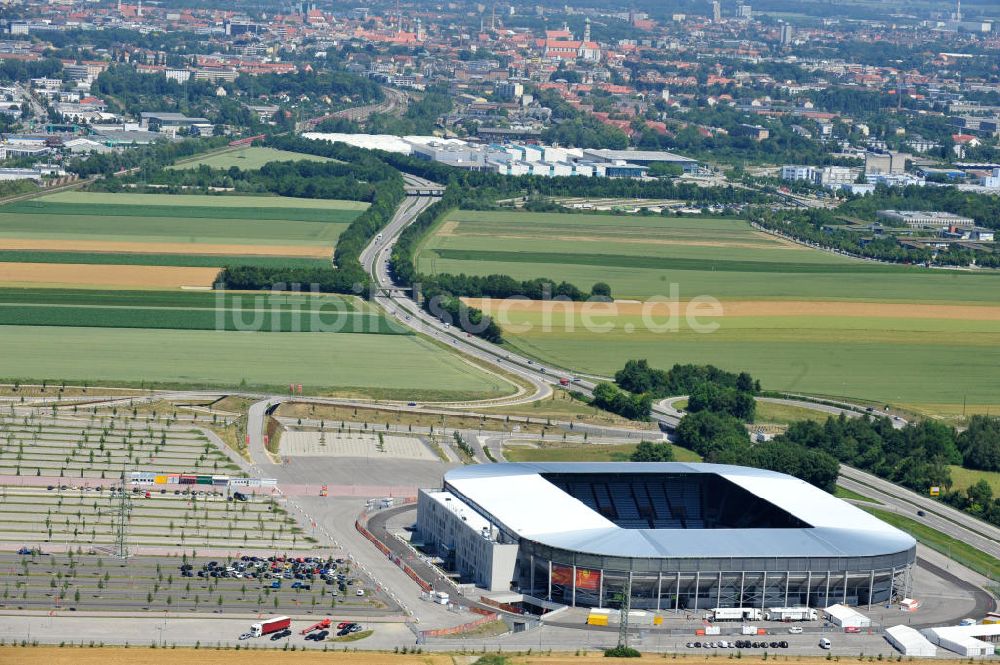 Augsburg aus der Vogelperspektive: Stadion Augsburg impuls arena zur FIFA Fußball-Weltmeisterschaft der Frauen 2011