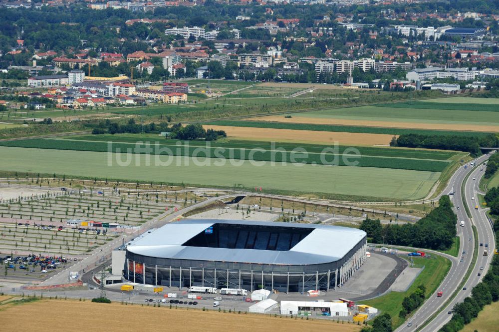 Augsburg aus der Vogelperspektive: Stadion Augsburg impuls arena zur FIFA Fußball-Weltmeisterschaft der Frauen 2011