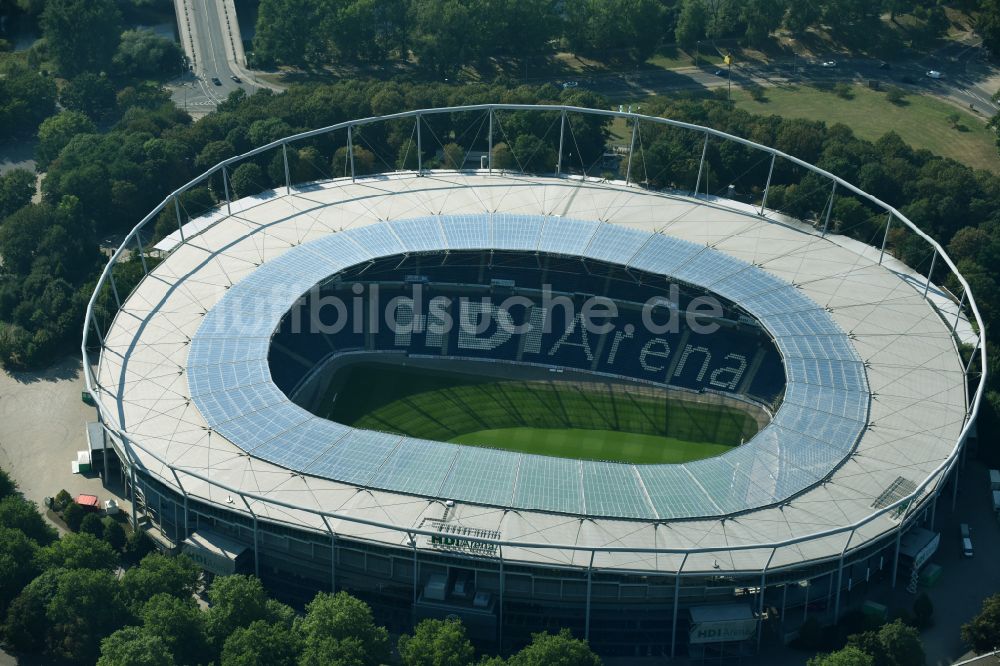 Luftaufnahme Hannover - Stadion der AWD Arena im Stadtteil Calenberger Neustadt von Hannover in Niedersachsen