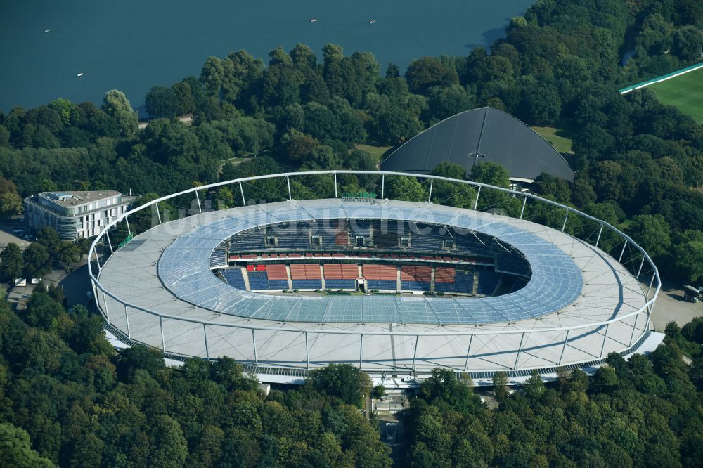 Luftbild Hannover - Stadion der AWD Arena im Stadtteil Calenberger Neustadt von Hannover in Niedersachsen