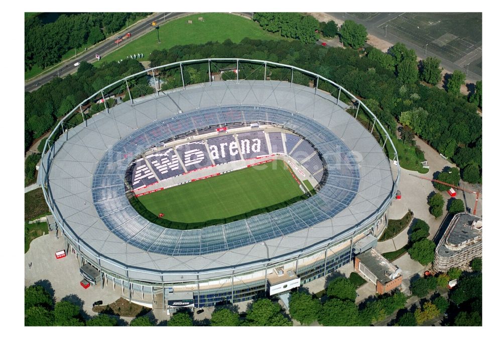 Hannover von oben - Stadion AWD-Arena im Stadtteil Calenberger Neustadt von Hannover in Niedersachsen