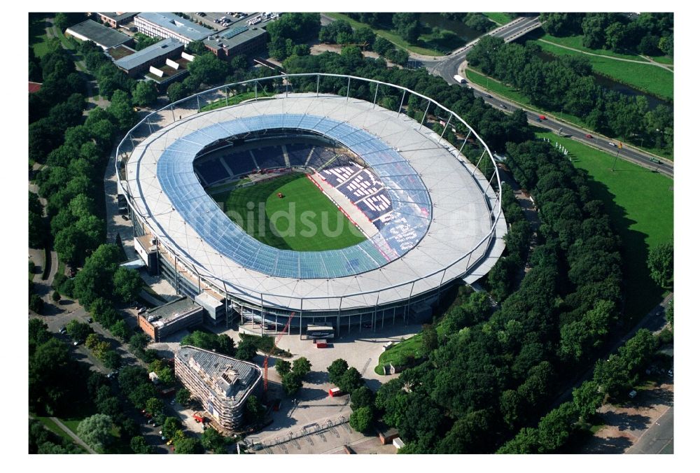 Luftaufnahme Hannover - Stadion AWD-Arena im Stadtteil Calenberger Neustadt von Hannover in Niedersachsen