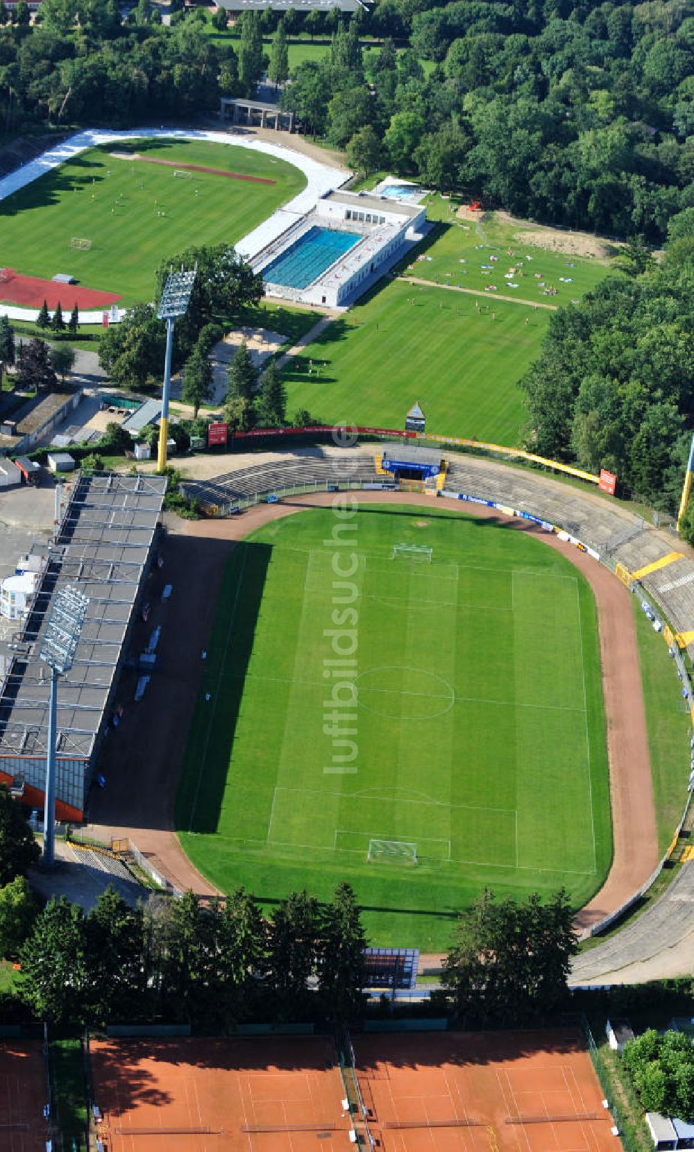 Luftbild Darmstadt - Stadion am Böllenfalltor in Darmstadt des SV Darmstadt 98