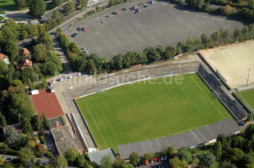 Würzburg von oben - Stadion am Dallenberg mit Parkplatz in Würzburg