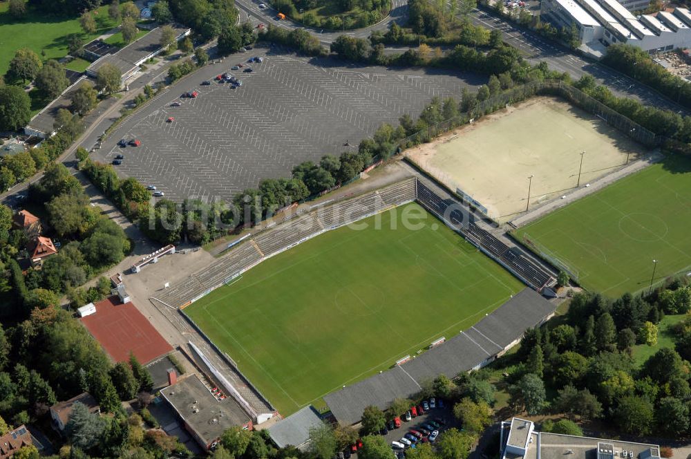 Würzburg aus der Vogelperspektive: Stadion am Dallenberg mit Parkplatz in Würzburg