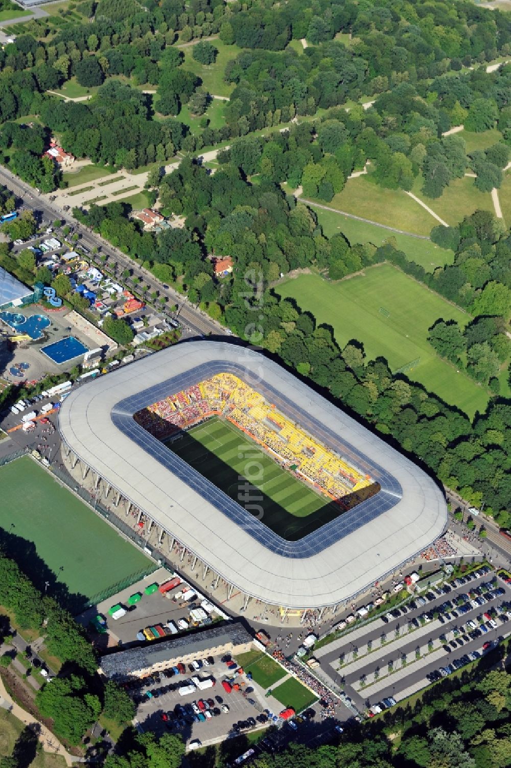 Dresden von oben - Stadion DDV-Stadion Dresden im Bundesland Sachsen