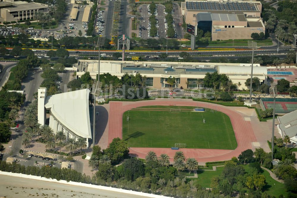 Dubai von oben - Stadion des Dubai Police Officer's Social & Cultural Club