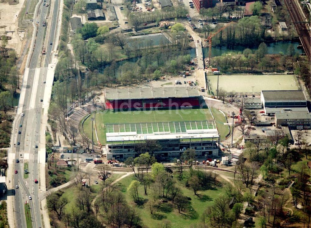 Luftbild Cottbus - Stadion der Freundschaft des Energie Cottbus, Cottbus. Datum: 22.04.03