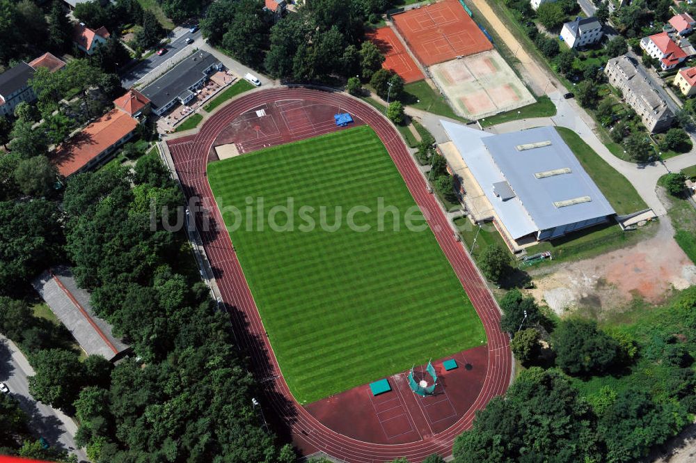 Königs Wusterhausen von oben - Stadion der Freundschaft und die Paul-Dinter-Sporthalle in Königs Wusterhausen