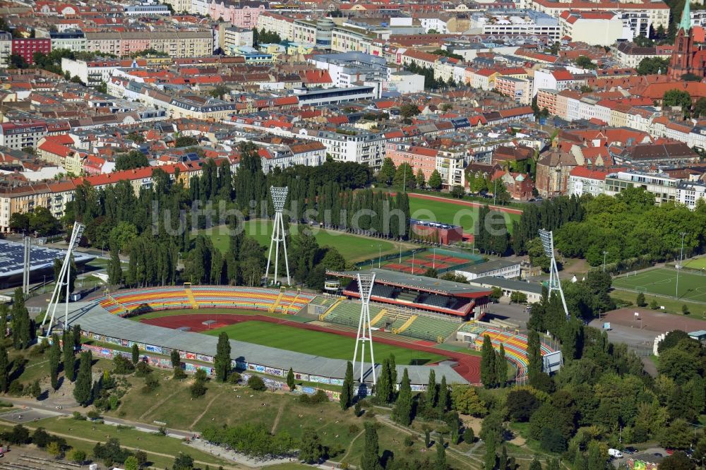 Luftbild Berlin Prenzlauer Berg - Stadion am Friedrich-Ludwig-Jahn-Sportpark in Berlin Prenzlauer Berg