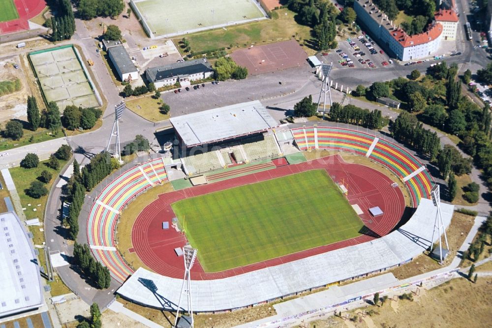 Berlin aus der Vogelperspektive: Stadion am Friedrich-Ludwig-Jahn-Sportpark in Berlin Prenzlauer Berg