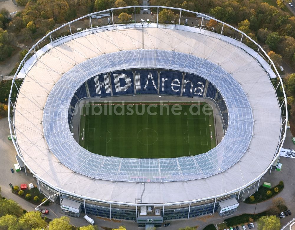 Luftaufnahme Hannover - Stadion der HDI Arena am Maschsee im Stadtteil Calenberger Neustadt von Hannover in Niedersachsen