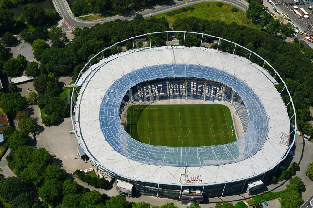 Luftbild Hannover - Stadion der Heinz von Heiden Arena im Stadtteil Calenberger Neustadt von Hannover in Niedersachsen