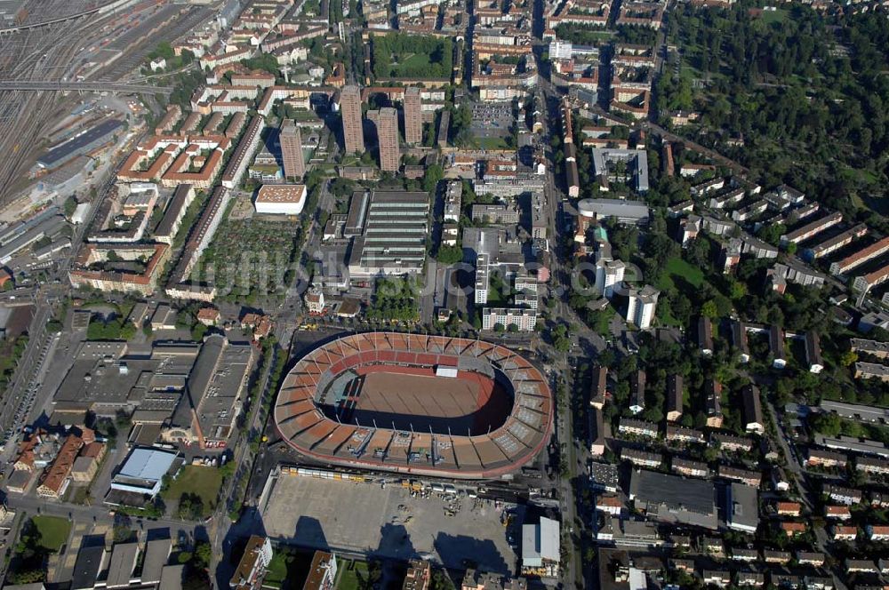 ZÜRICH von oben - Stadion Letzigrund in Zürich