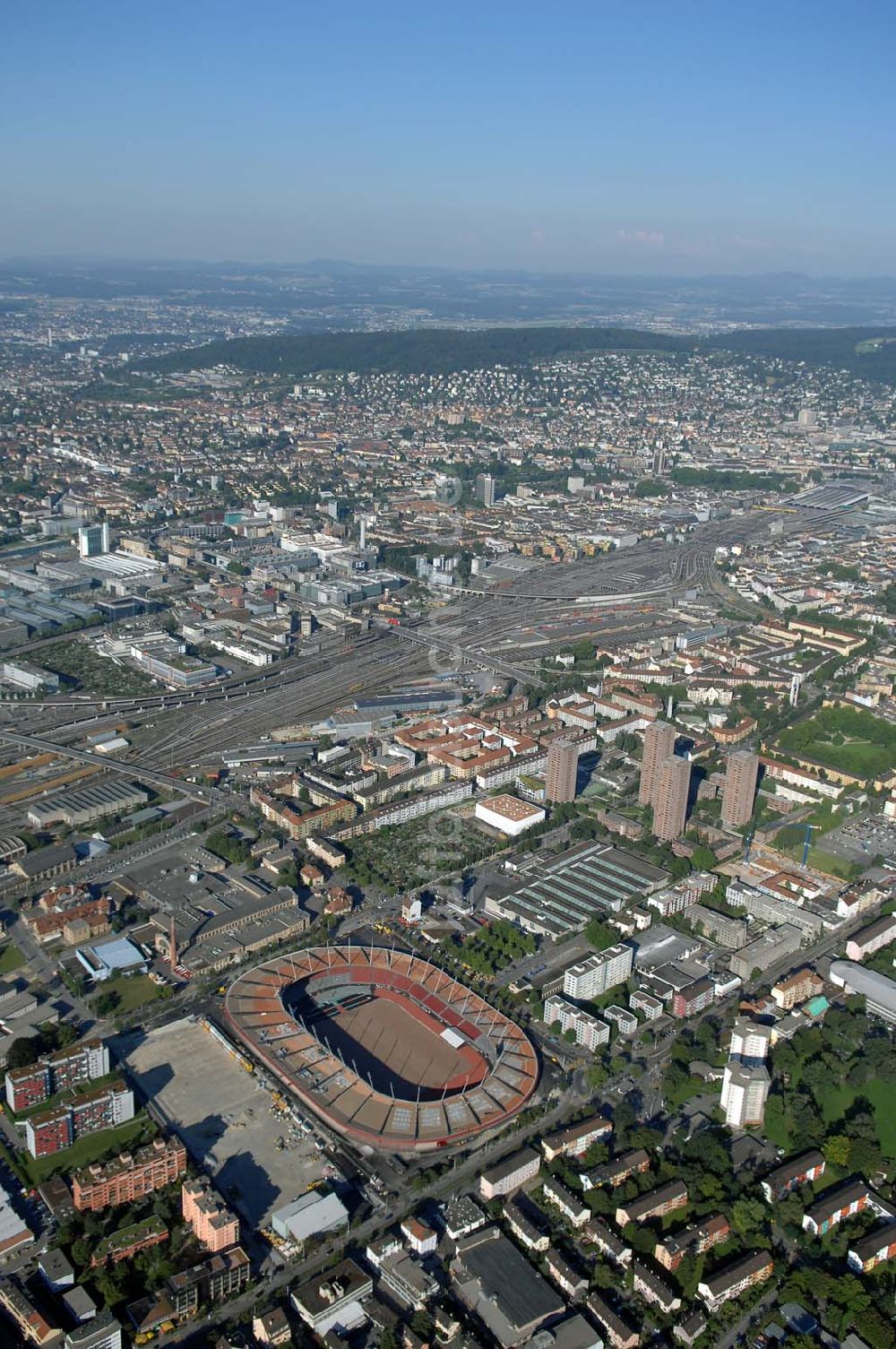 Luftbild ZÜRICH - Stadion Letzigrund in Zürich