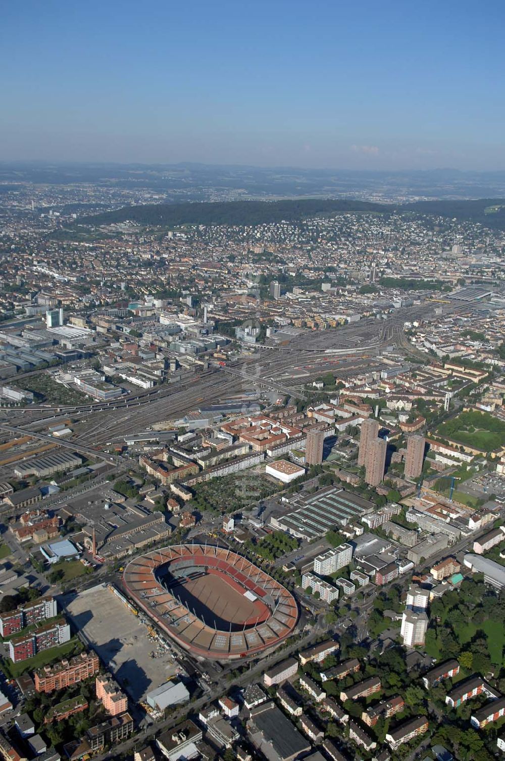 Luftaufnahme ZÜRICH - Stadion Letzigrund in Zürich