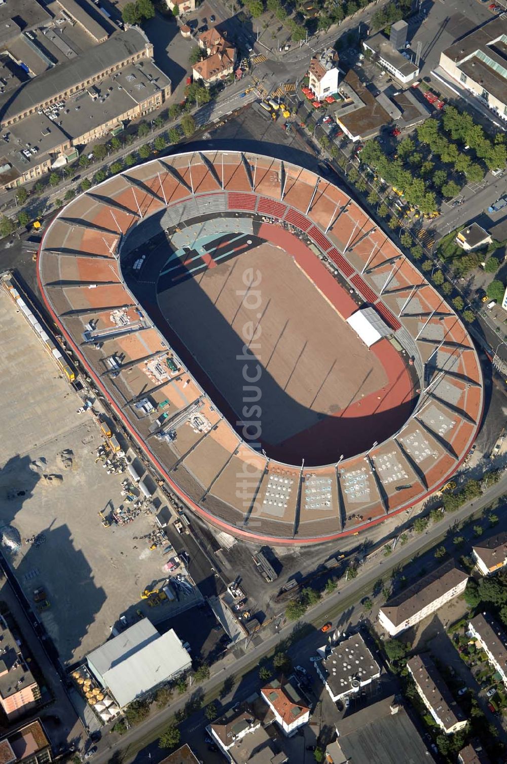 ZÜRICH aus der Vogelperspektive: Stadion Letzigrund in Zürich