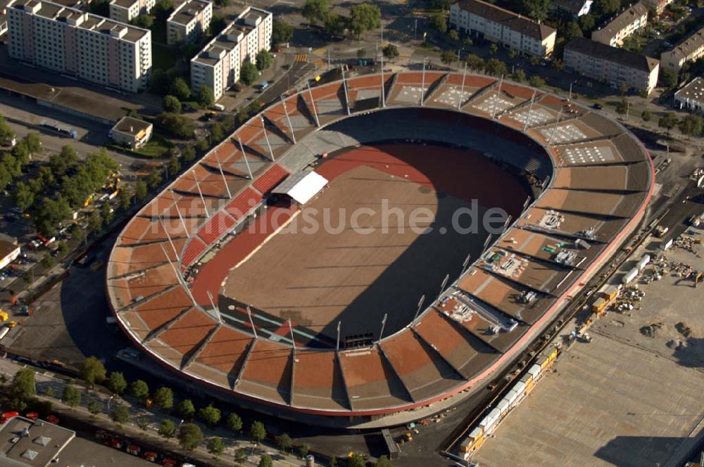 ZÜRICH aus der Vogelperspektive: Stadion Letzigrund in Zürich