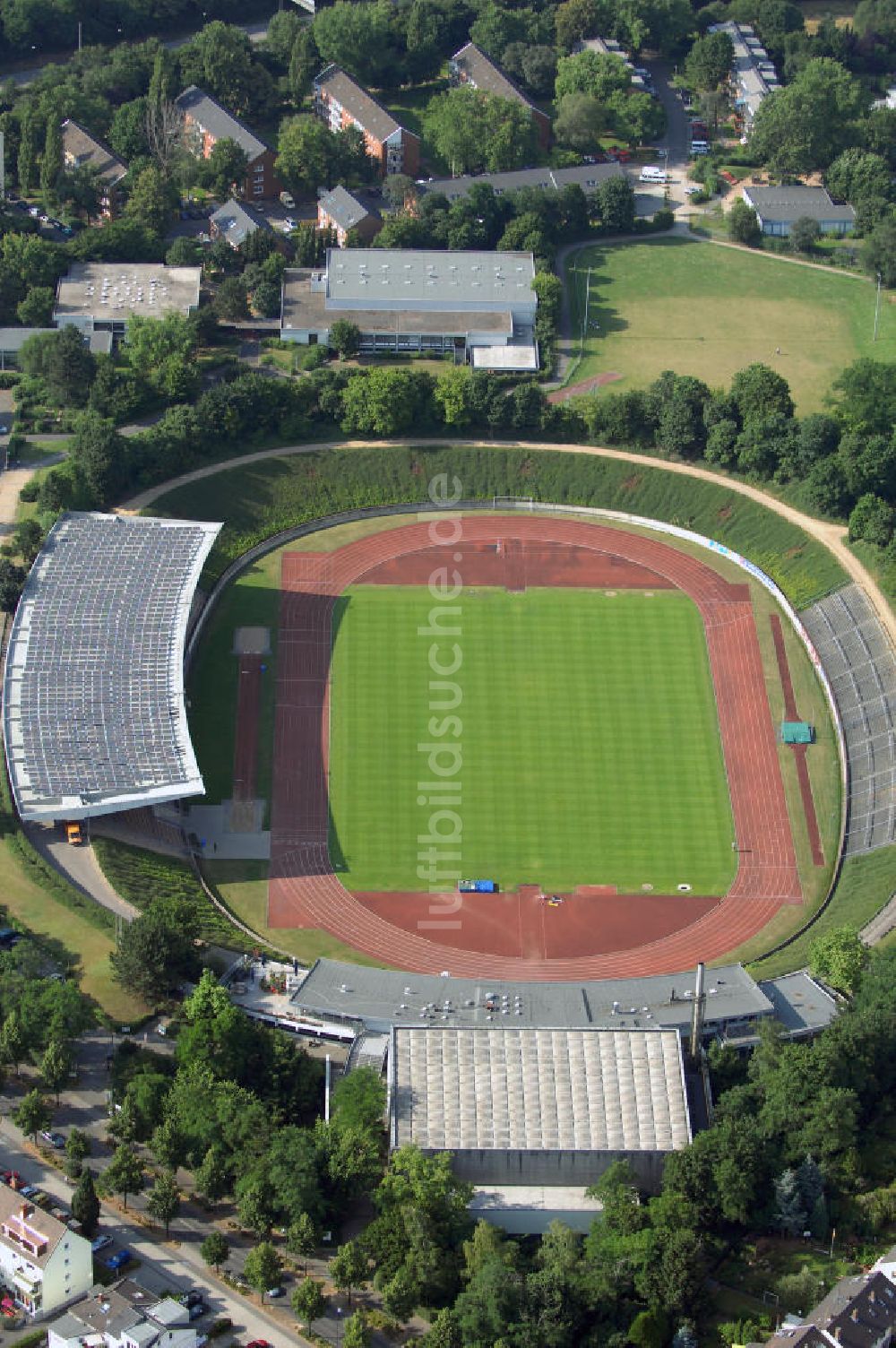 Luftaufnahme BONN - Stadion Am Nordpark / Kölnstraße / Mondorfer Straße in der Bonner Nordstadt