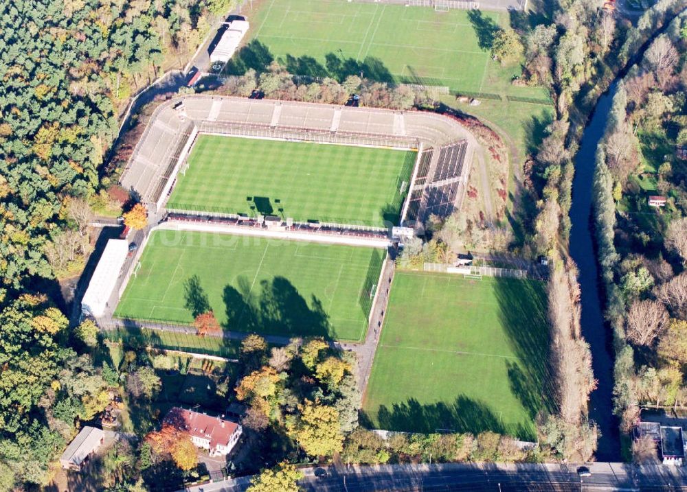 Berlin - Köpenick aus der Vogelperspektive: Stadion Wuhlheide (ehem. Union).