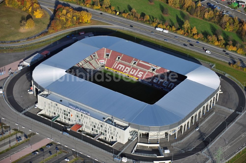 Luftaufnahme Augsburg - Stadion WWK Arena des Fußballvereins FC Augsburg im Bundesland Bayern