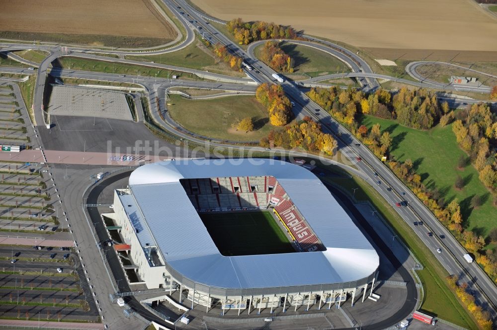 Augsburg von oben - Stadion WWK Arena des Fußballvereins FC Augsburg im Bundesland Bayern