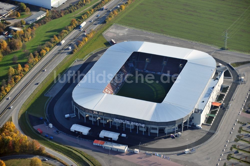 Luftaufnahme Augsburg - Stadion WWK Arena des Fußballvereins FC Augsburg im Bundesland Bayern