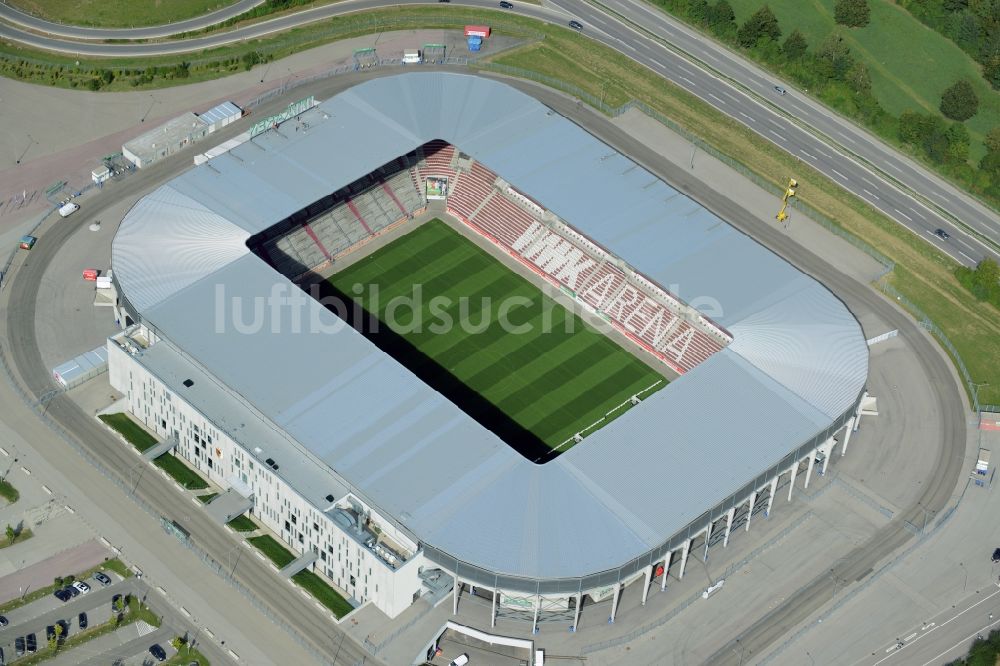 Augsburg aus der Vogelperspektive: Stadion WWK Arena des Fußballvereins FC Augsburg im Bundesland Bayern