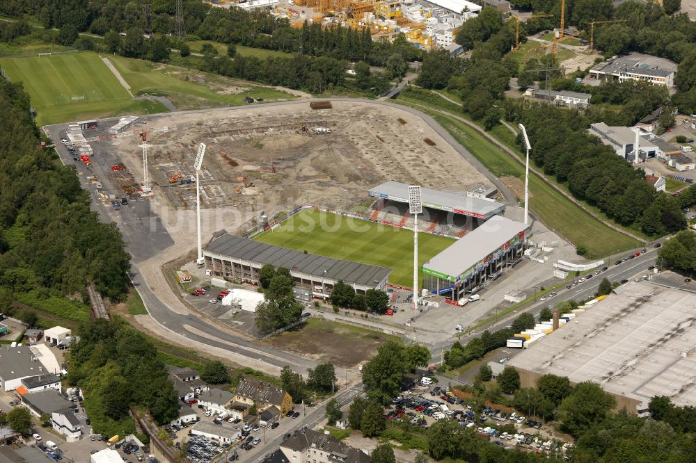 Essen von oben - Stadionneubau zum Rot- Weiss - Stadion in Essen / RWE Stadion