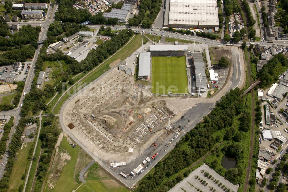 Essen aus der Vogelperspektive: Stadionneubau zum Rot- Weiss - Stadion in Essen / RWE Stadion