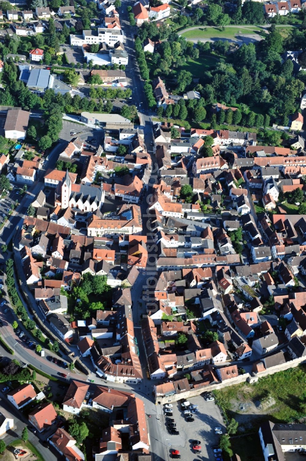 Babenhausen von oben - Stadkern und die Altstadt von Babenhausen im Bundesland Hessen