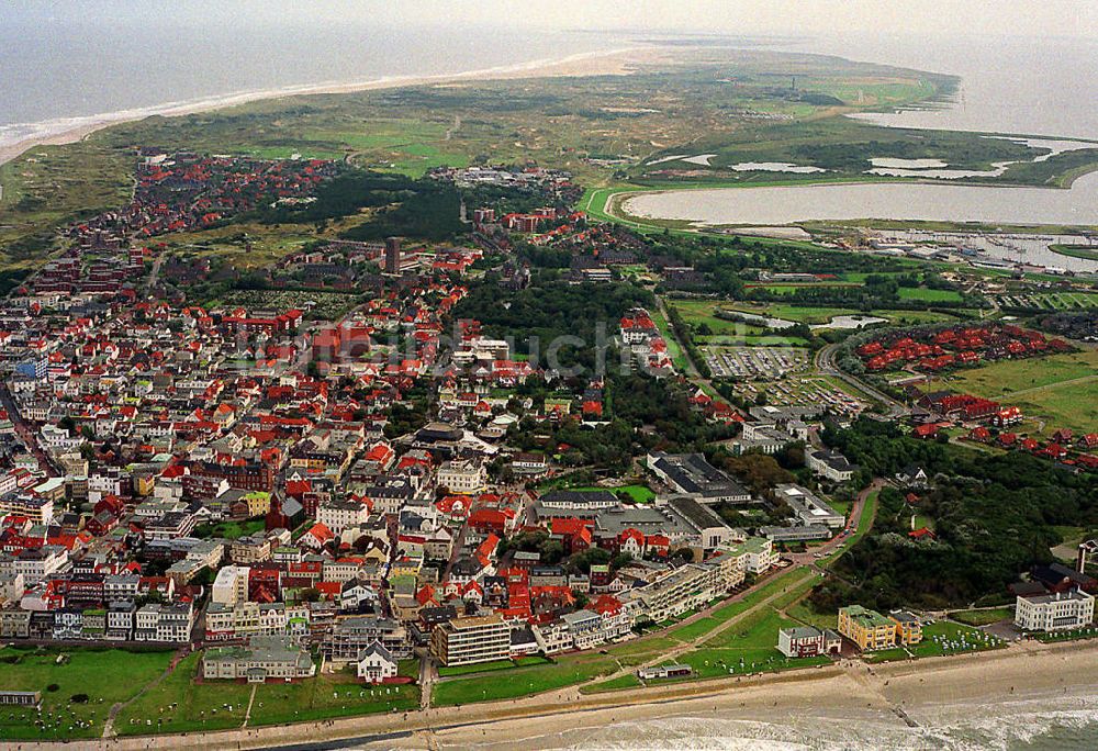 Norderney aus der Vogelperspektive: Stadt und Nordseeinsel Norderney