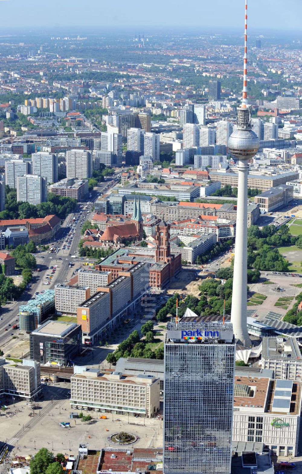 Berlin Mitte aus der Vogelperspektive: Stadtansicht Alexanderplatz Berlin-Mitte