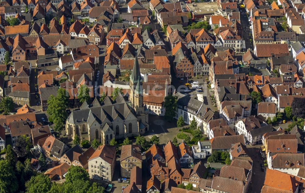 Warendorf von oben - Stadtansicht mit der Altstadt und Innenstadt am Zentrum in Warendorf im Bundesland Nordrhein-Westfalen