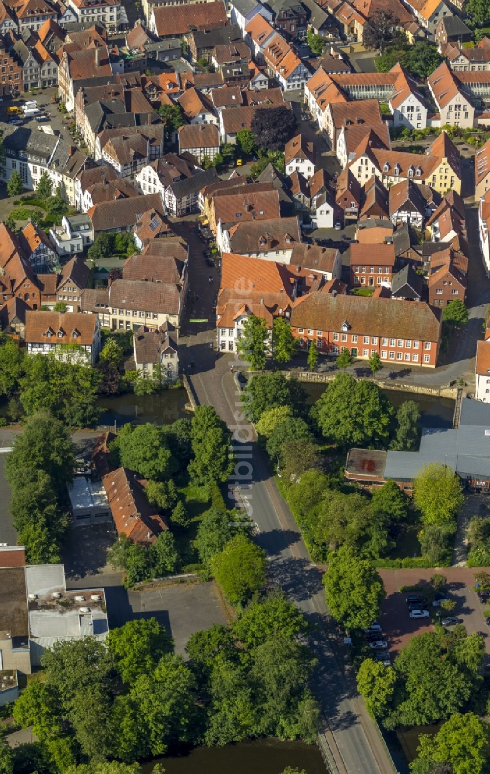 Luftaufnahme Warendorf - Stadtansicht mit der Altstadt und Innenstadt am Zentrum in Warendorf im Bundesland Nordrhein-Westfalen