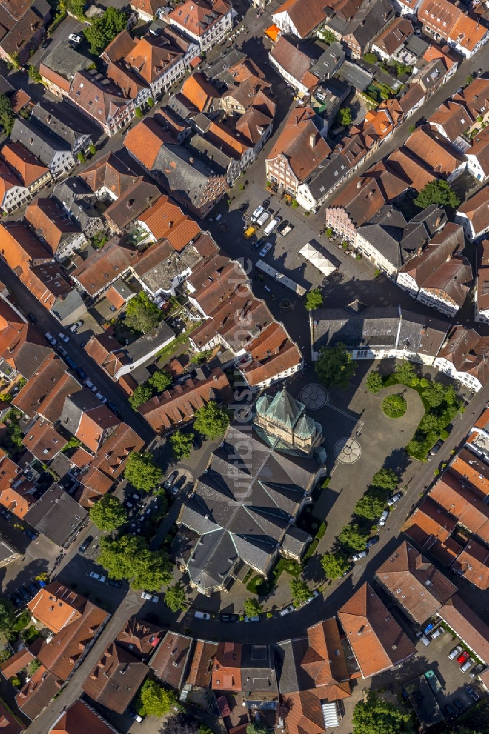 Warendorf aus der Vogelperspektive: Stadtansicht mit der Altstadt und Innenstadt am Zentrum in Warendorf im Bundesland Nordrhein-Westfalen